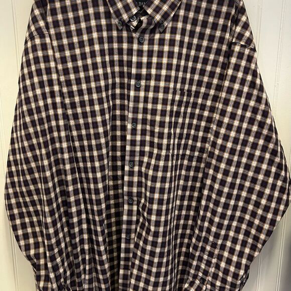 Jos A Bank Traditional Fit Plaid Button-Up Shirt - Picture 2 of 4